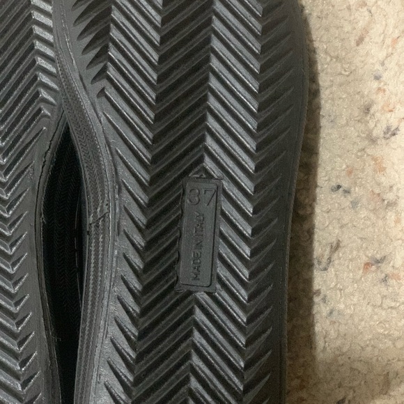 Black leather sandals US size 7 - Picture 3 of 4